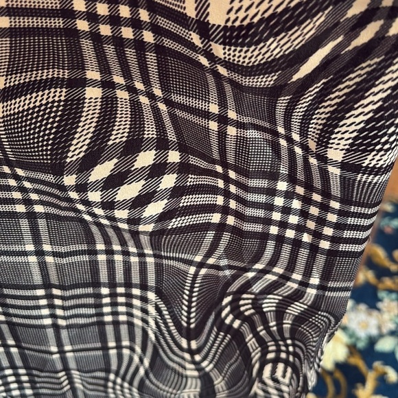 Urban outfitters Supernova Souvenir button down shirt. Worn once. Perfect shape. - Picture 10 of 10